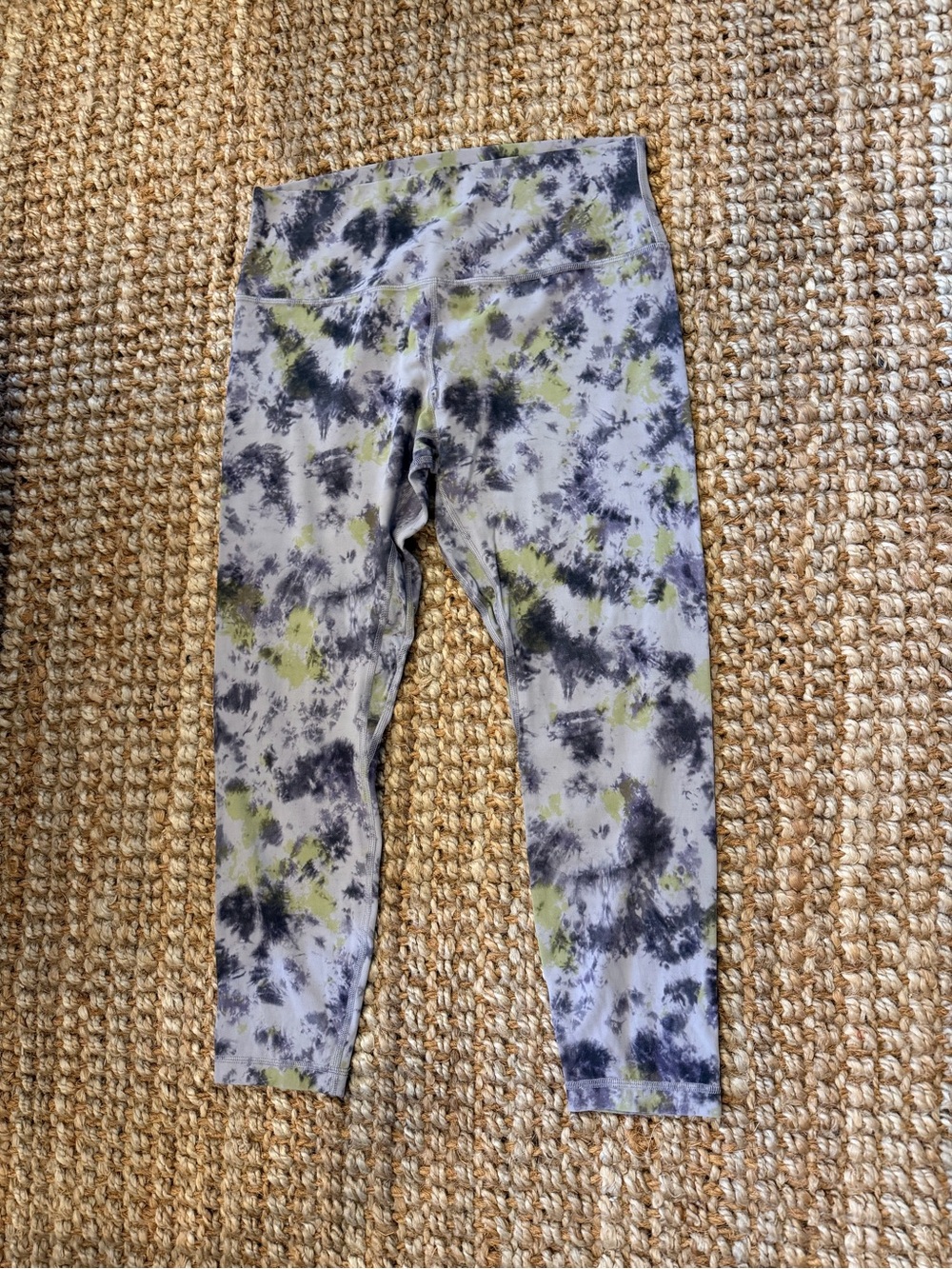 Lululemon Women’s Tie-Dye Active Leggings - Gray & Green
